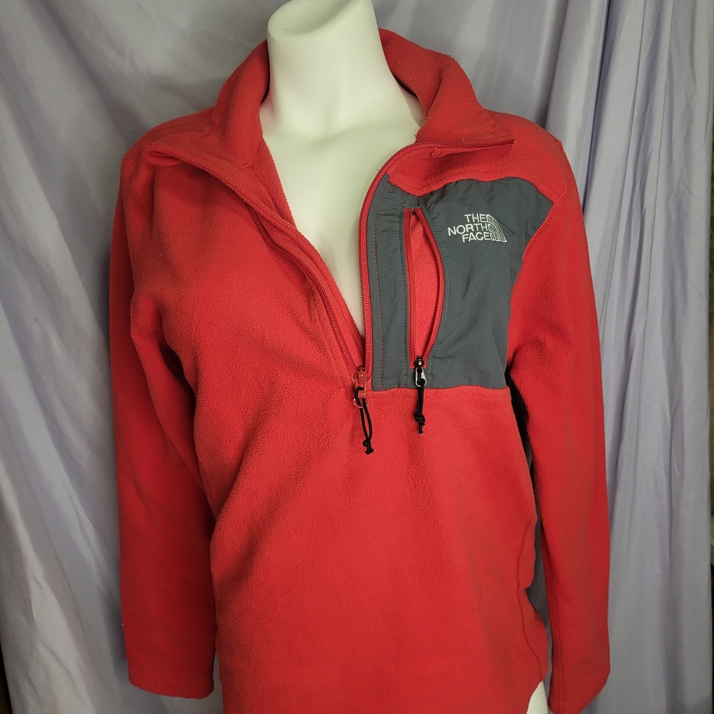 The North Face Red and Gray Quarter-Zip Fleece - Picture 2 of 4